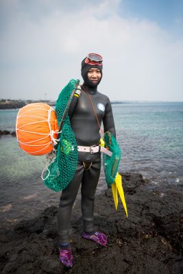 Jeju_Haenyeo_female_divers_photos-001